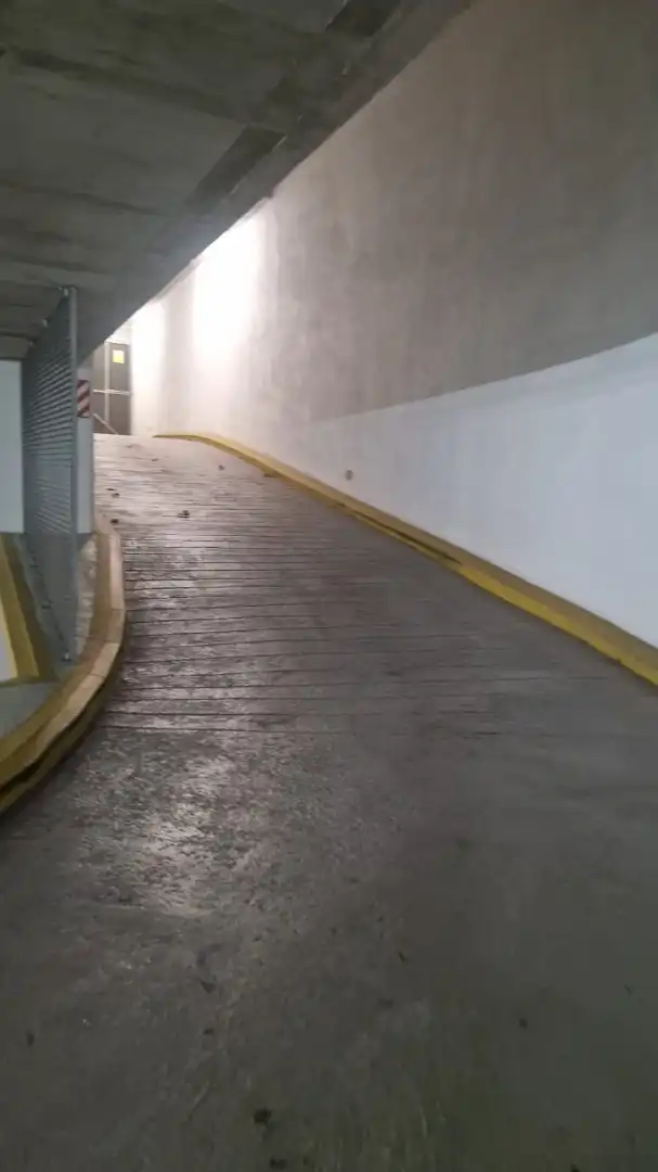 Garage zum Verkauf in Sant Feliu de Llobregat