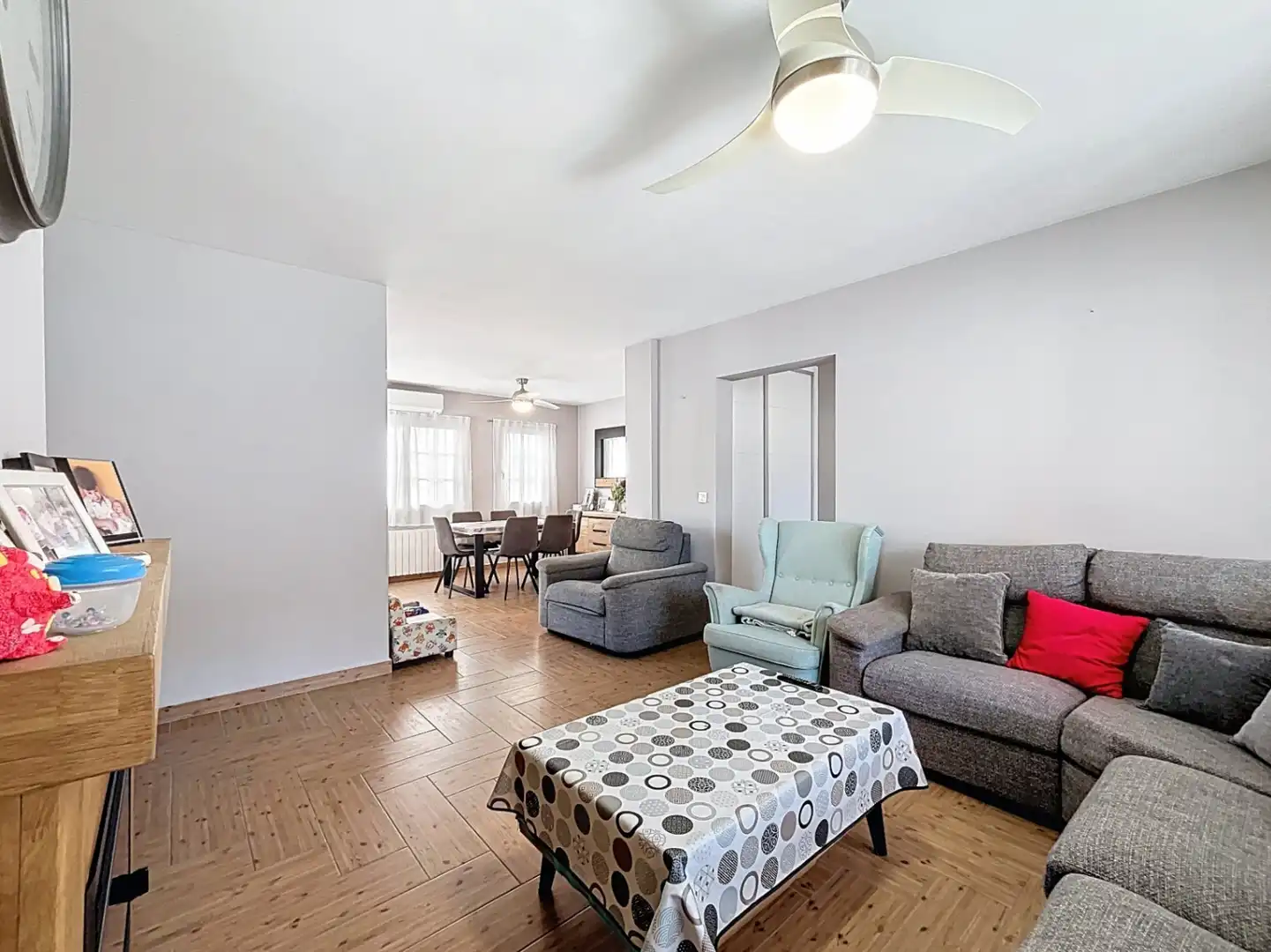 Sala d'estar de Casa o xalet en venda en L'Alfàs del Pi amb Aire condicionat, Calefacció i Terrassa