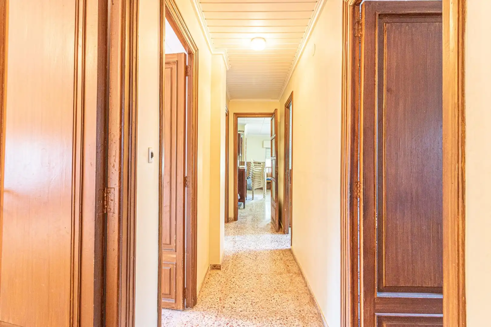Haus oder Chalet zum Verkauf in Carlet mit Heizung, Privatgarten und Terrasse