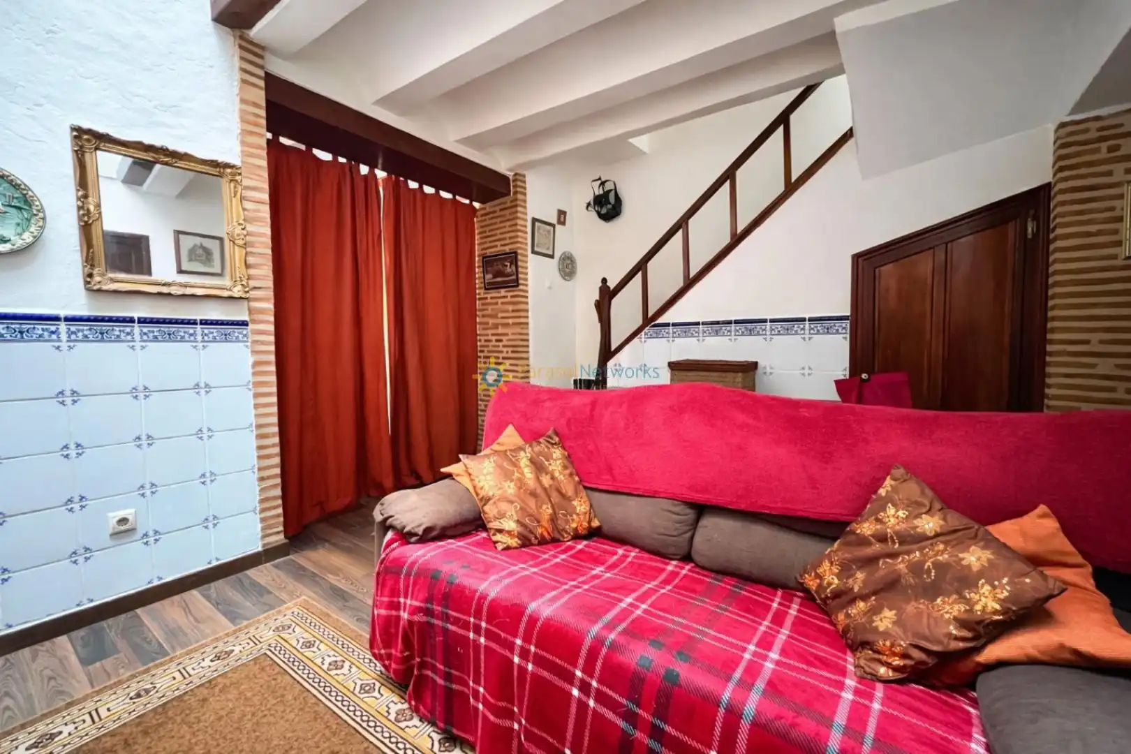 Sala d'estar de Casa adosada en venda en El Palomar amb Terrassa i Traster