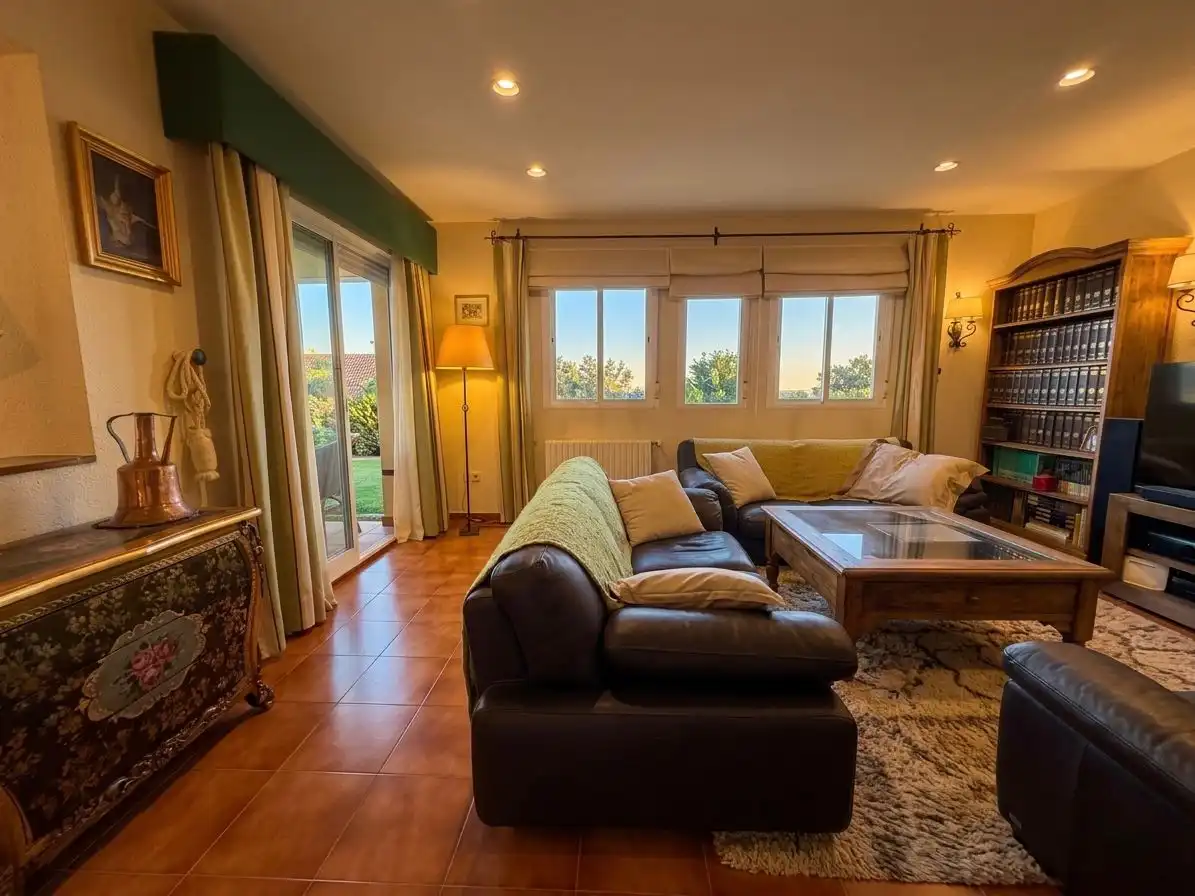 Casa o chalet en venta en Calle Uruguay, Los Ángeles de San Rafael