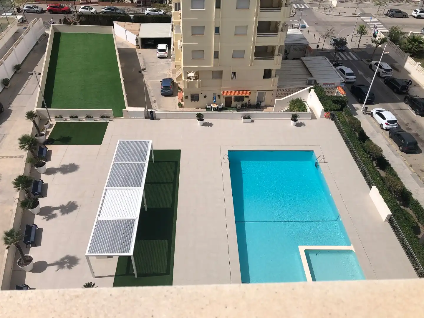 Swimming pool of Flat for rent in Playa de Gandia