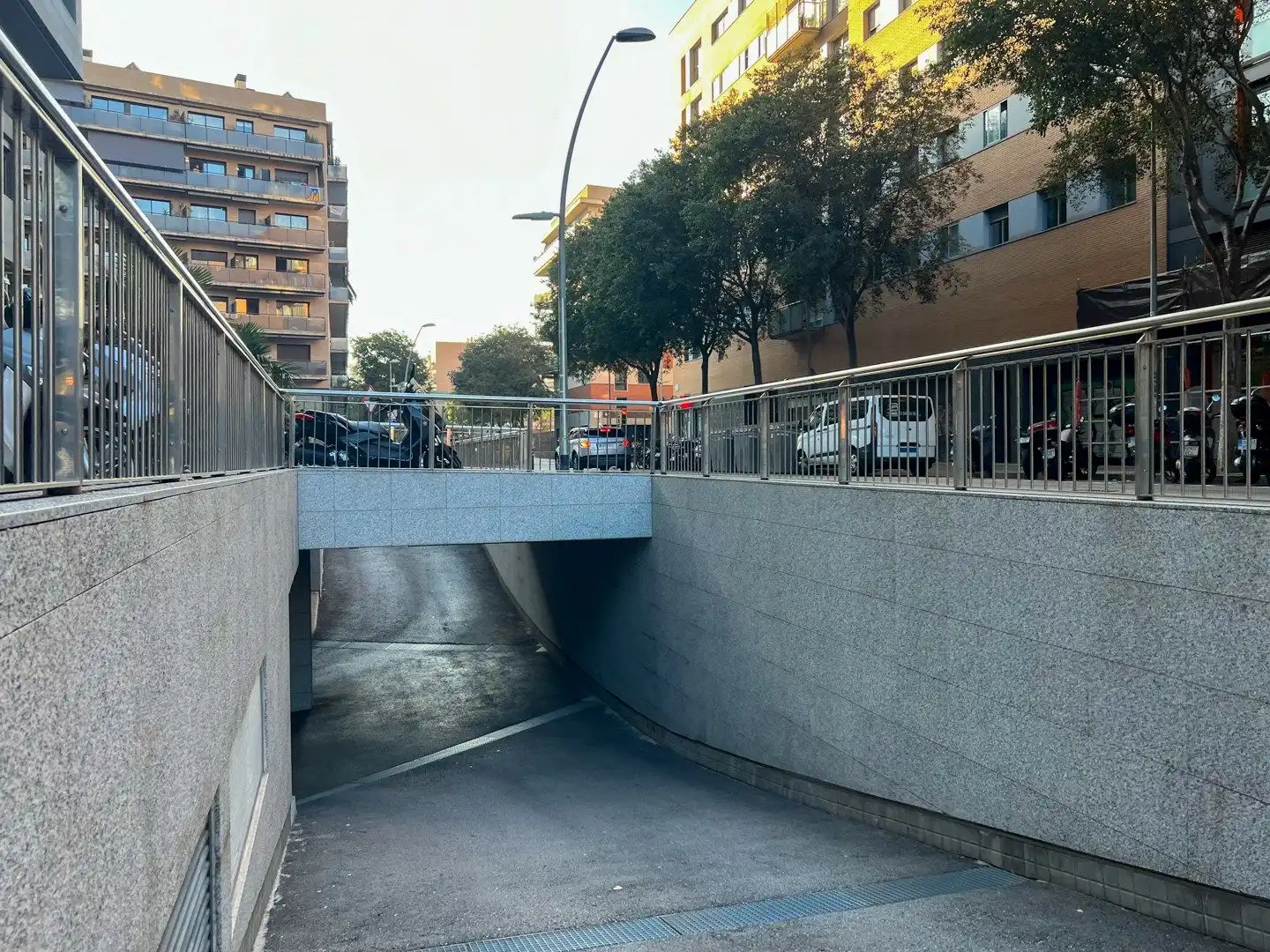 Einzelparkplatz zur Miete in Sant Martí, imagen 12
