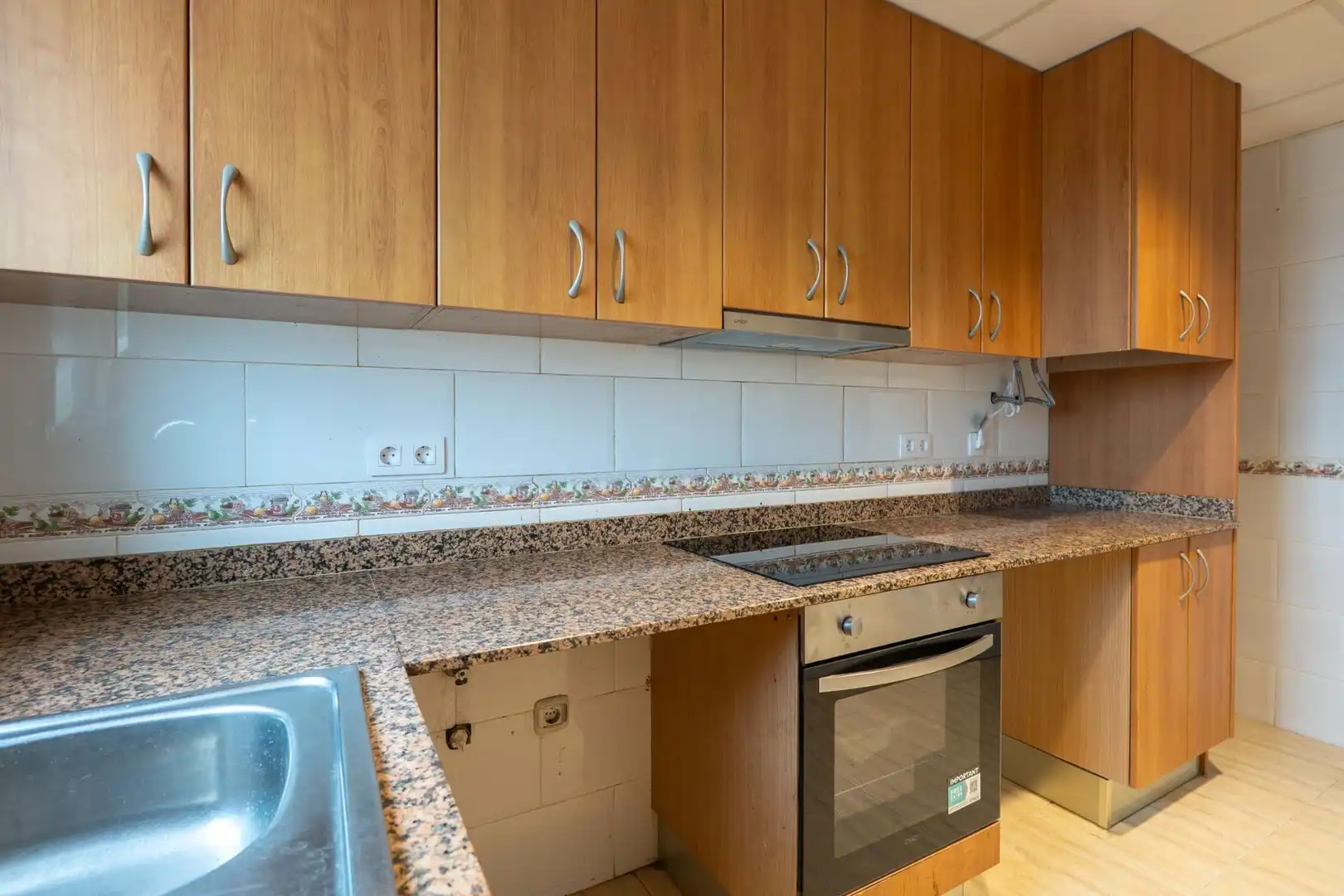 Kitchen of Flat for sale in Deltebre  with Air Conditioner, Terrace and Furnished