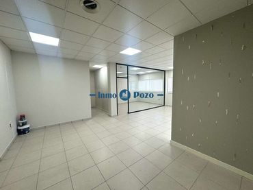 Oficina en venda a Almendralejo