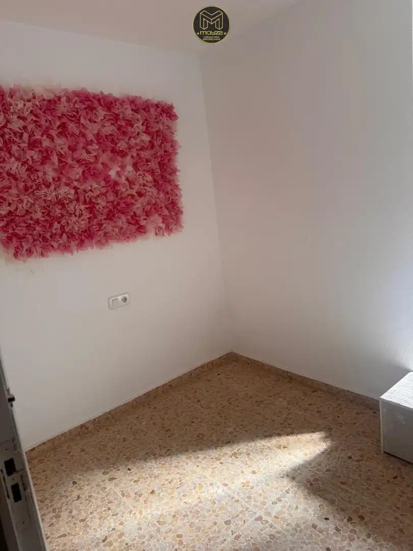 Habitación de Piso en venta en Torredonjimeno con Aire acondicionado
