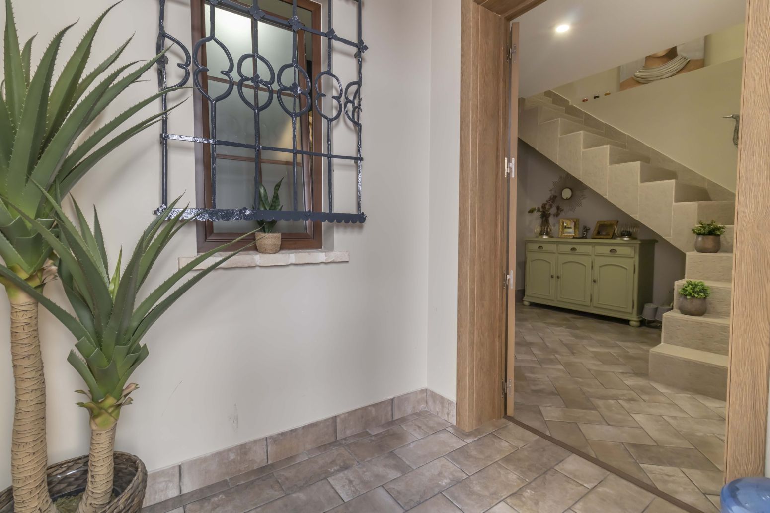 Single-family semi-detached for sale in Mairena del Alcor  with Air Conditioner, Heating and Terrace
