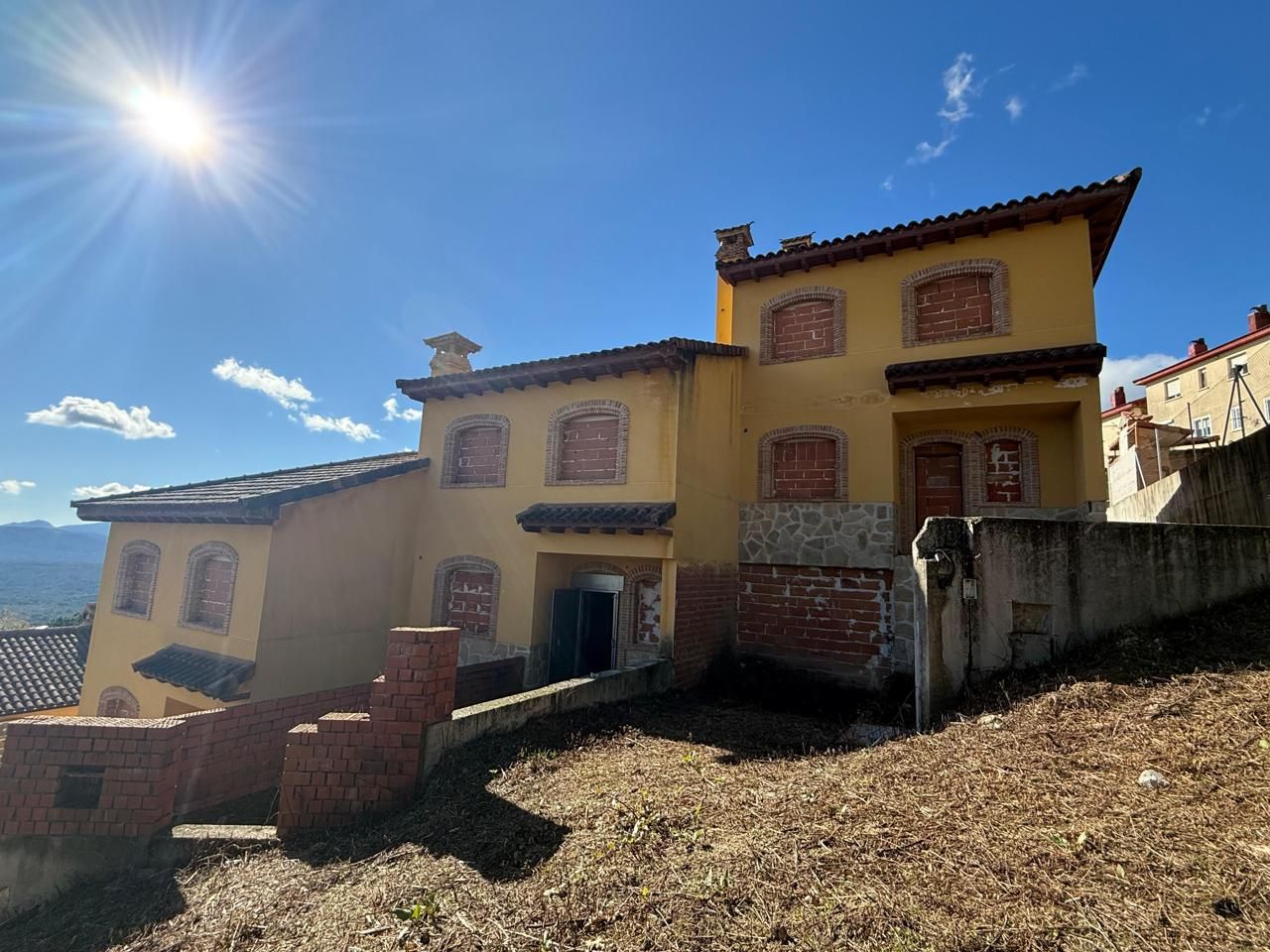 Exterior view of Single-family semi-detached for sale in Piedralaves  with Private garden and Terrace