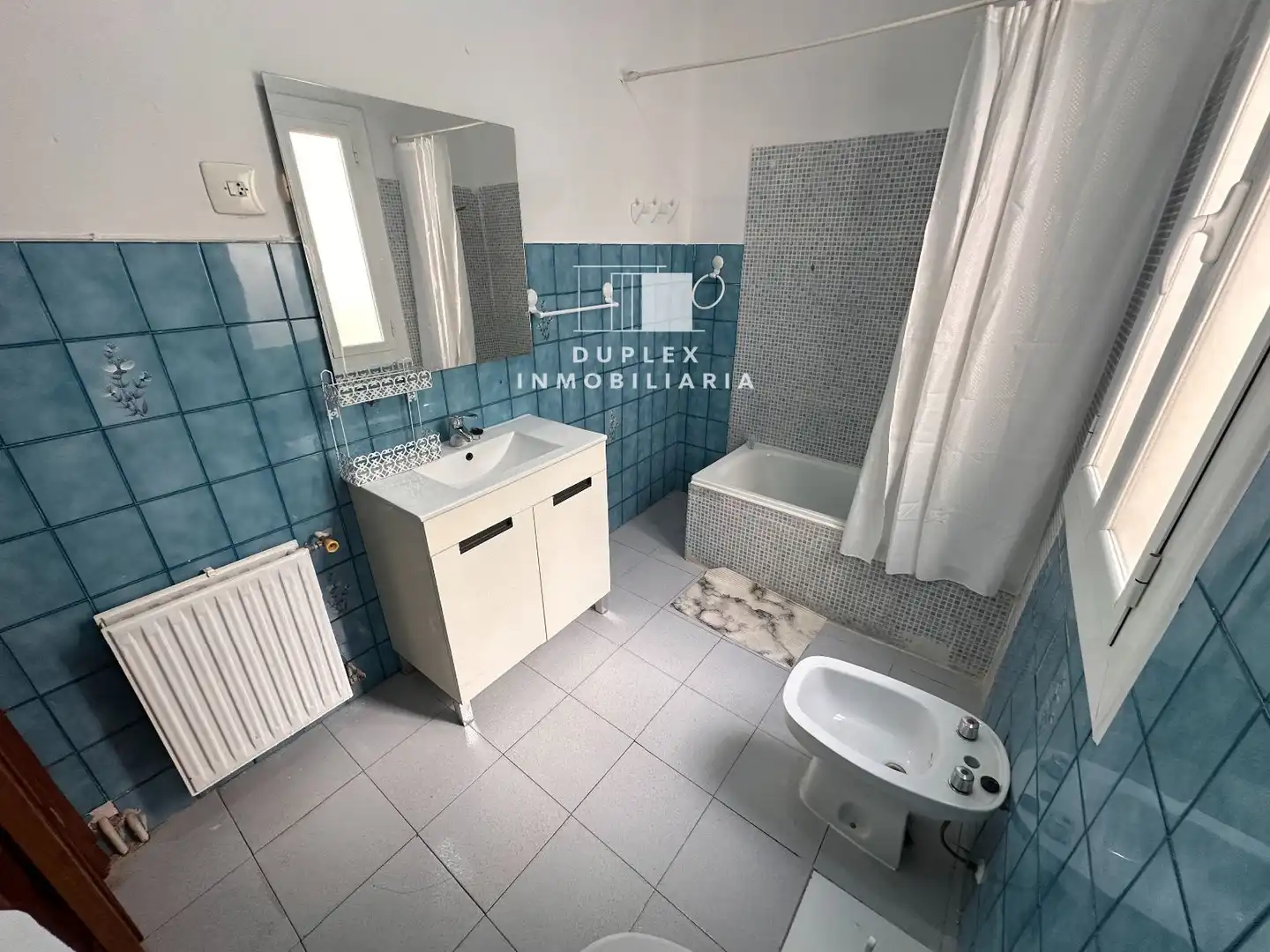 Bathroom of Flat for rent in Cuenca  with Heating