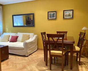 Menjador de Pis de lloguer en  Madrid Capital amb Aire condicionat, Calefacció i Parquet