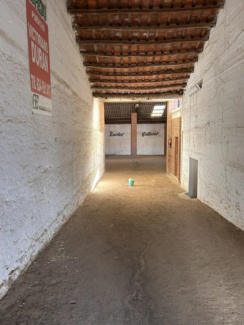 Gewerbefläche zum Verkauf in Calle Muñoz Torrero, imagen 6