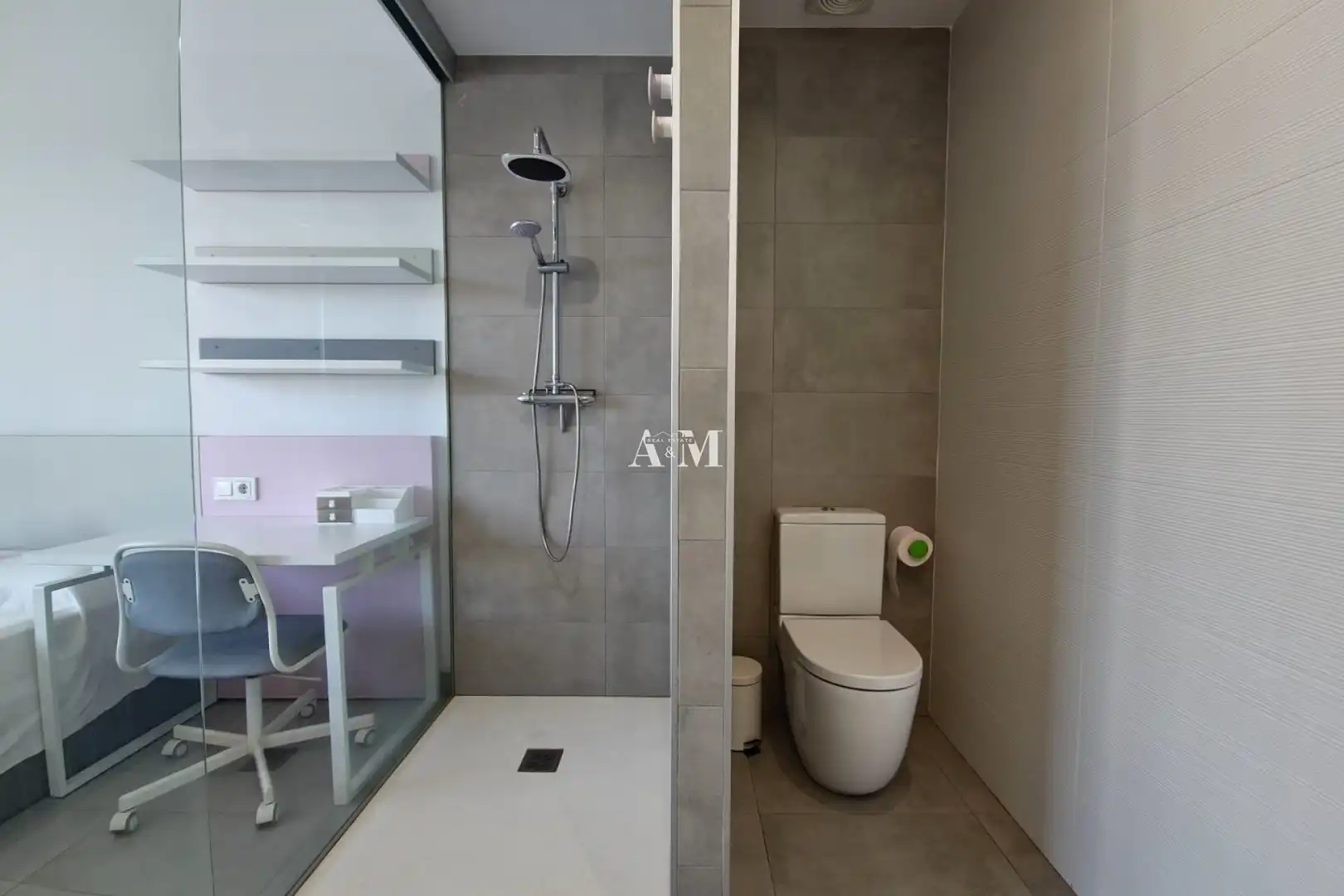 Badezimmer von Haus oder Chalet zur Miete in Dolores mit Heizung, Privatgarten und Terrasse