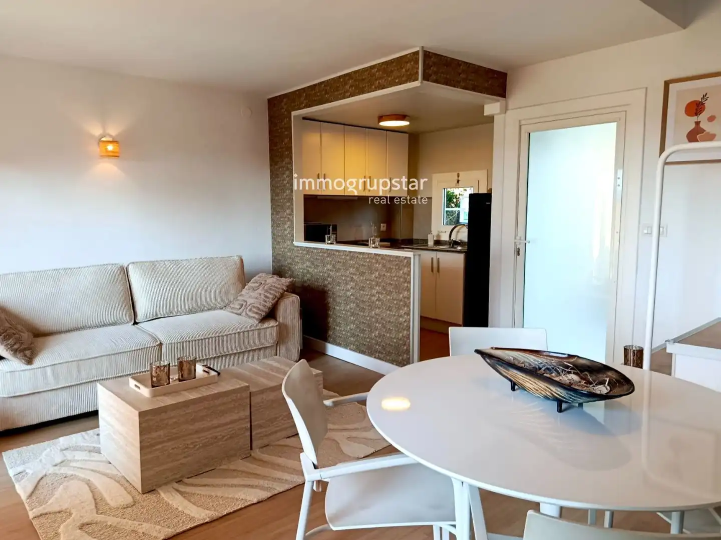 Sala d'estar de Casa adosada en venda en Castell d'Aro, Platja d'Aro i s'Agaró amb Aire condicionat, Calefacció i Terrassa