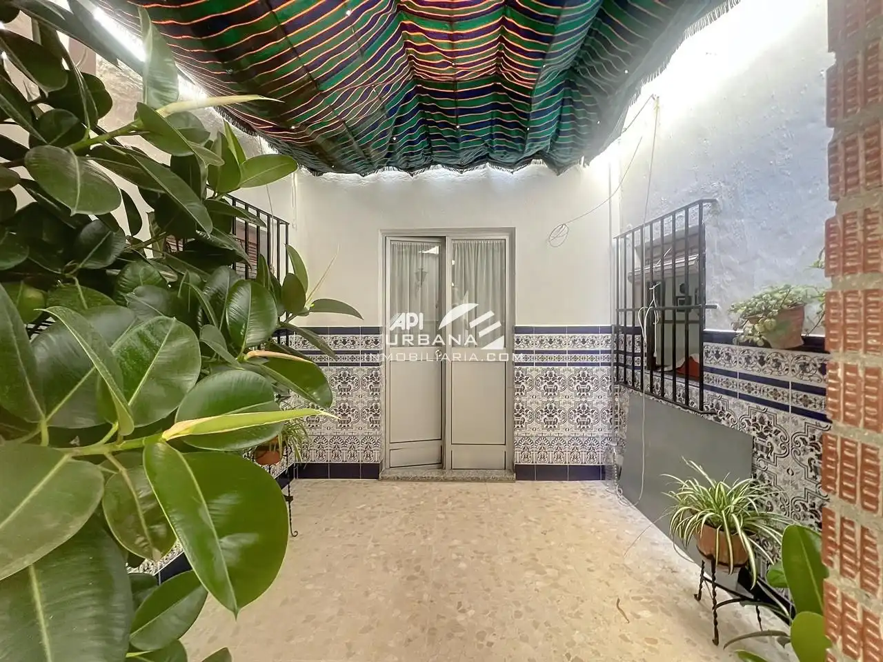 Vista exterior de Casa o xalet en venda en Lucena amb Traster