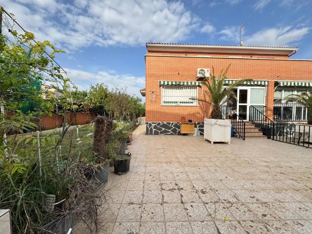 Jardín de Casa o chalet en venta en Meco con Calefacción, Jardín privado y Terraza