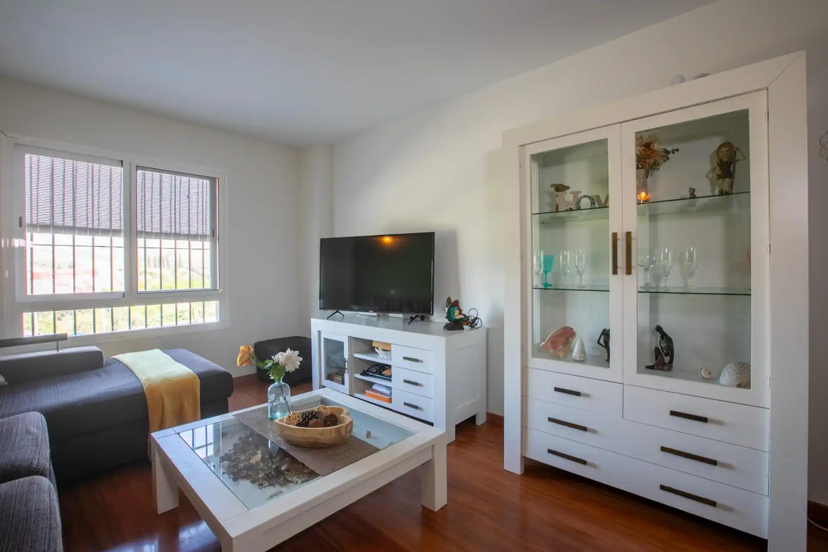 Sala d'estar de Apartament en venda en Cártama amb Aire condicionat, Parquet i Traster