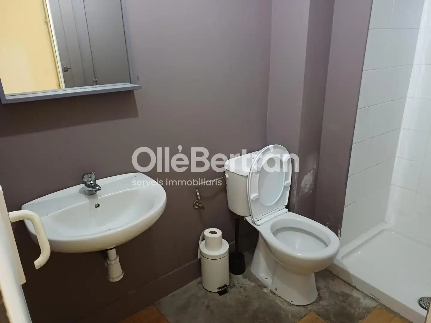 Badezimmer von Geschaftsraum zur Miete in Barcelona