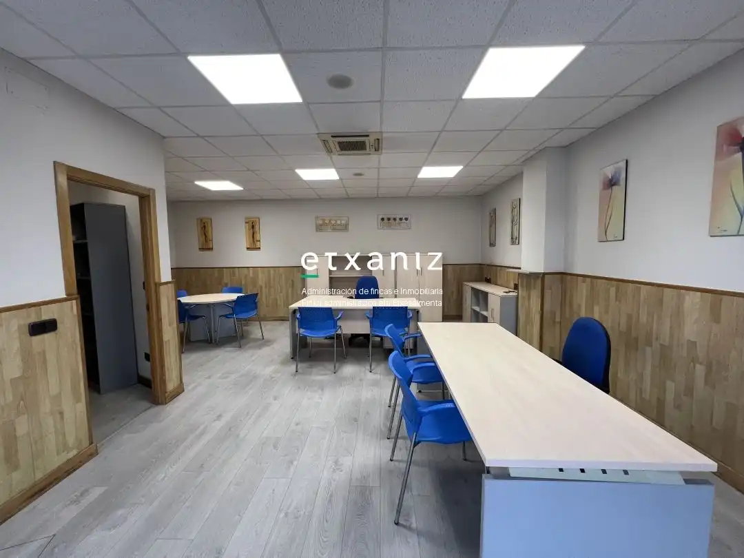 Commercial properties for sale in Lasarte-Oria  with Air Conditioner