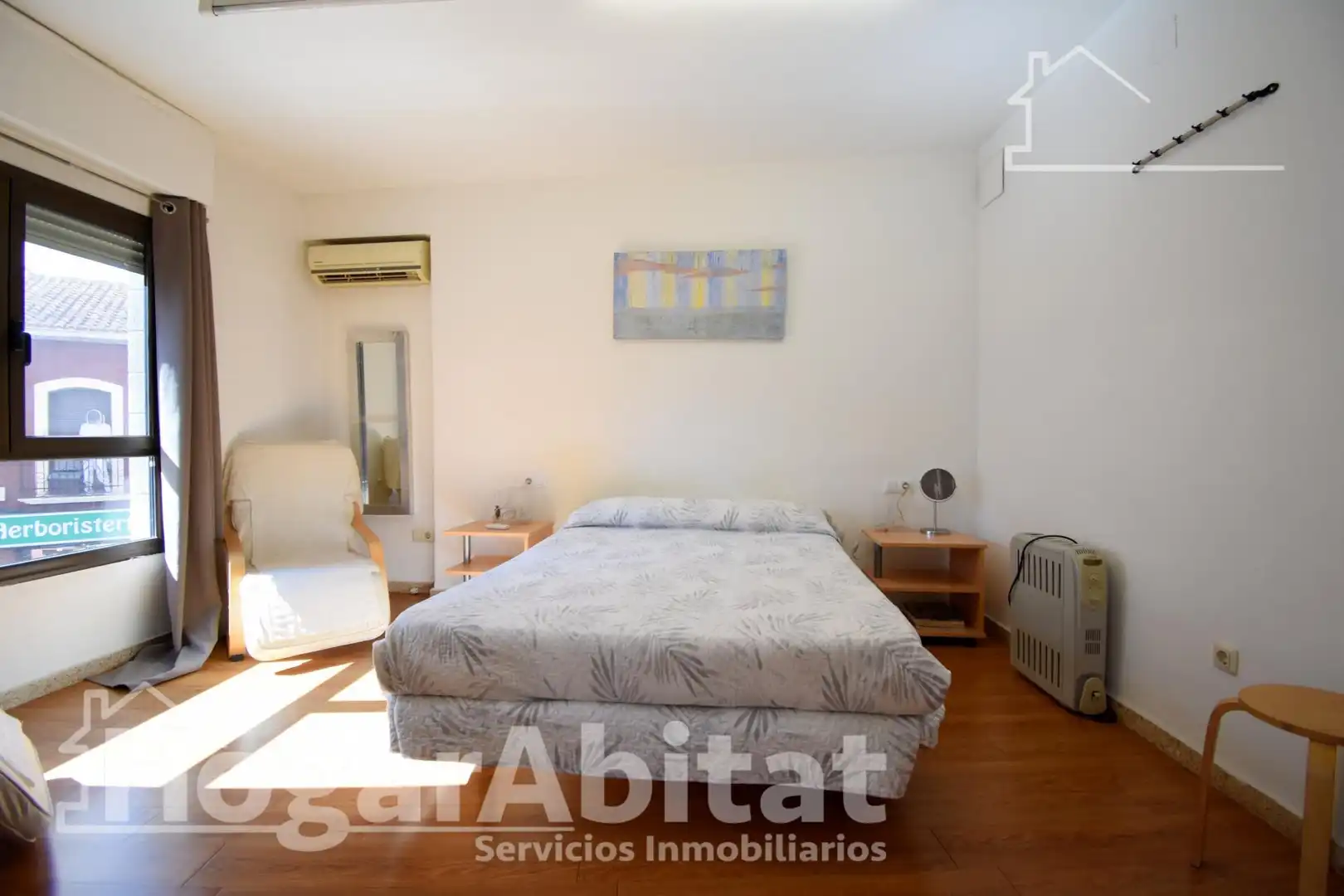 Schlafzimmer von Wohnung zum Verkauf in Oliva mit Klimaanlage, Heizung und Parkett