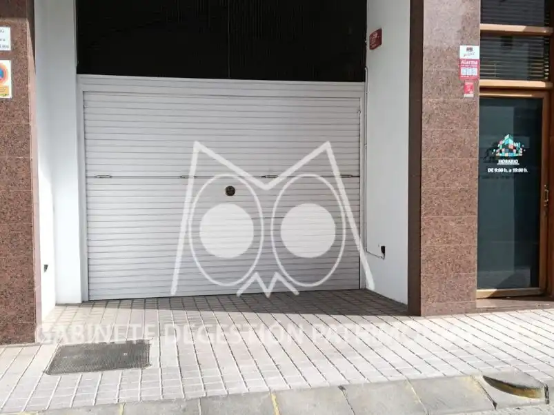 Parking de Garaje de alquiler en Sant Quirze del Vallès con Alarma