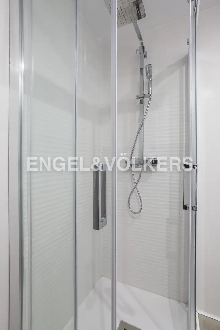 Baño de Piso de alquiler en Madrid con Aire acondicionado, Calefacción y Amueblado