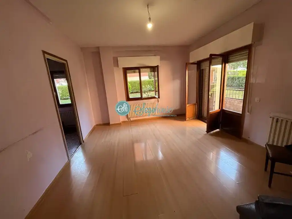 Bedroom of Flat for sale in Segovia  with Terrace