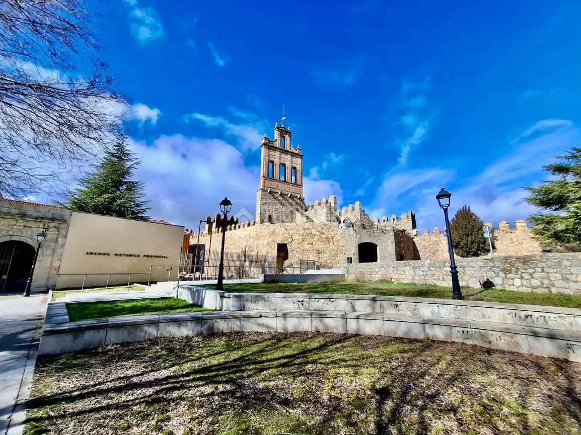 Vista exterior de Piso en venta en Ávila con Calefacción