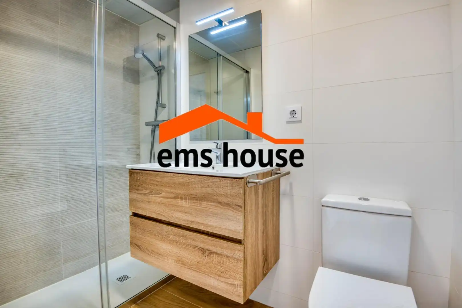 Bany de Apartament de lloguer en Calonge i Sant Antoni amb Terrassa