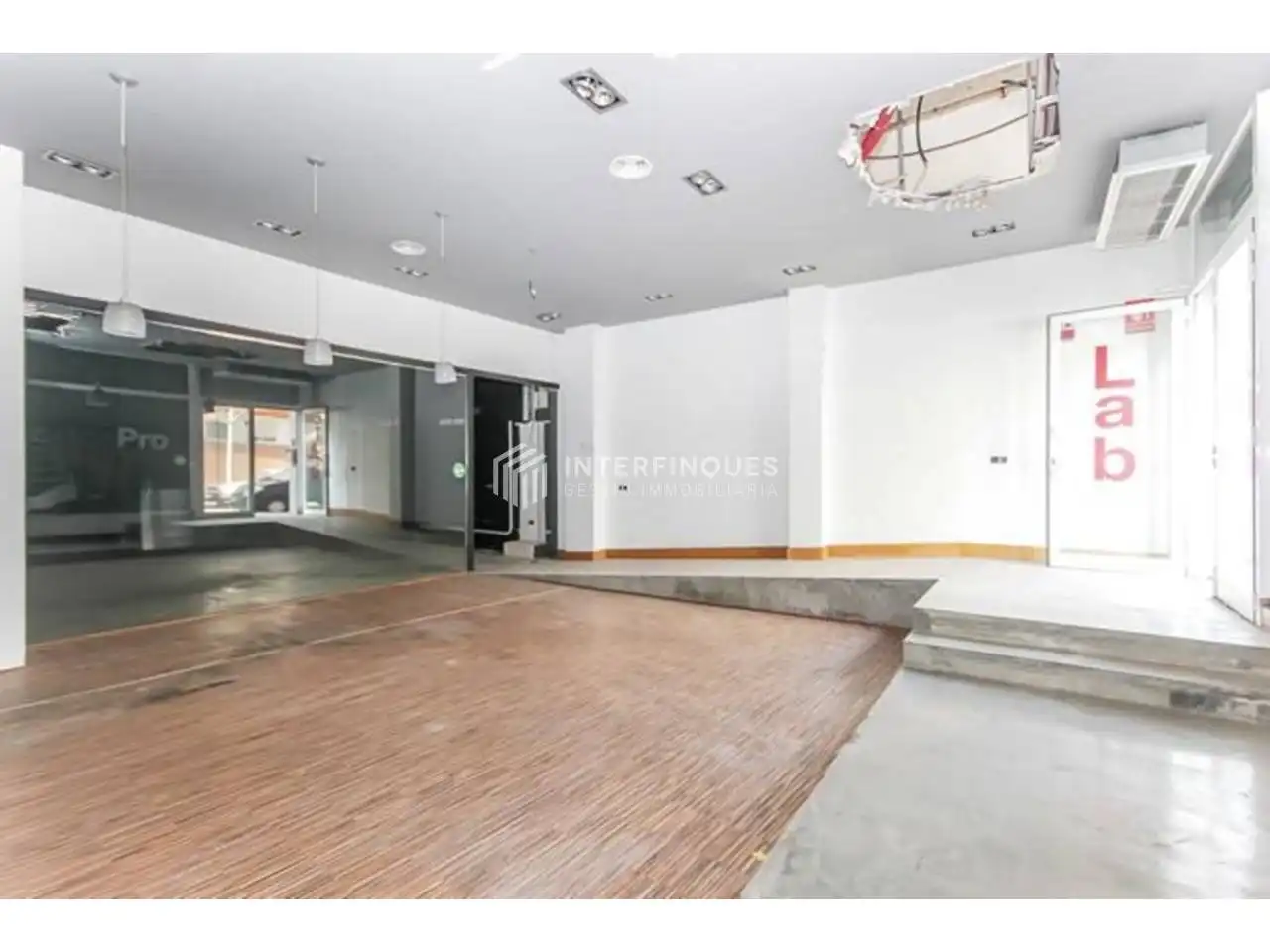 Local comercial en venda a Calle Dinamarca, imagen 4