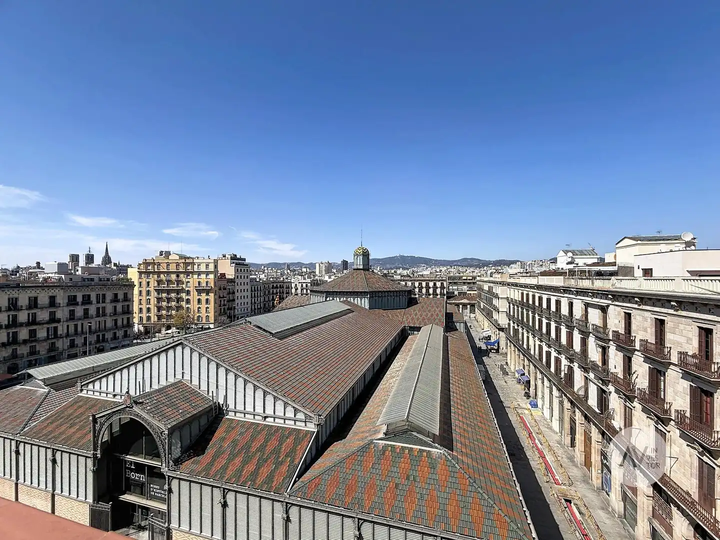 Vista exterior de Ático en venta en Barcelona con Terraza y Balcón