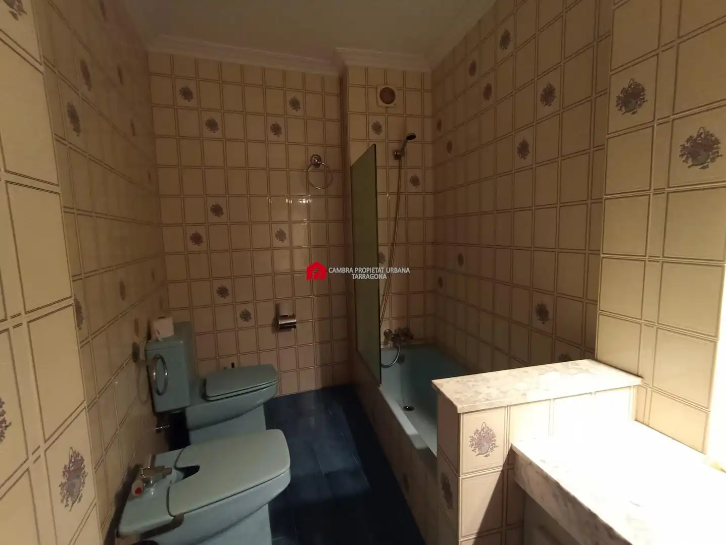 Bathroom of Houses for sale in Tortosa  with Air Conditioner, Heating and Terrace