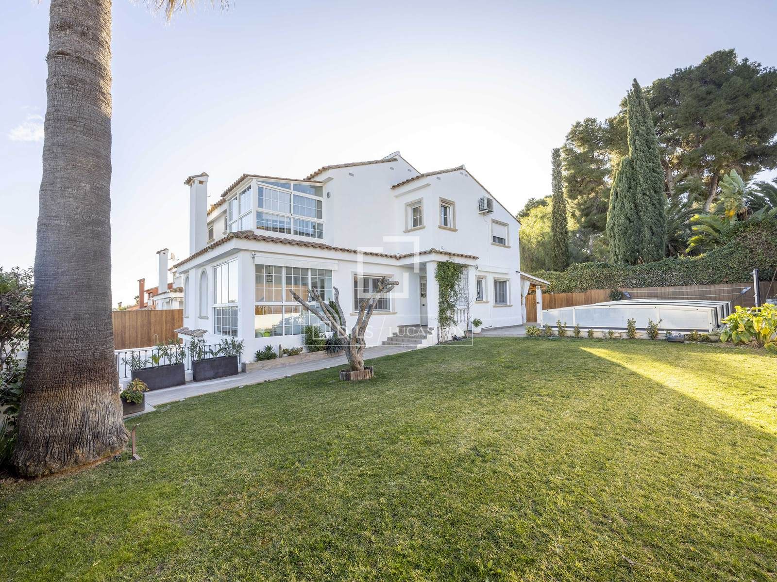 Jardí de Casa o xalet en venda en Paterna amb Aire condicionat, Calefacció i Jardí privat