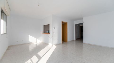 Foto 2 de Piso en venta en Pz/ de Los Tajillos, El Bajondillo, Torremolinos