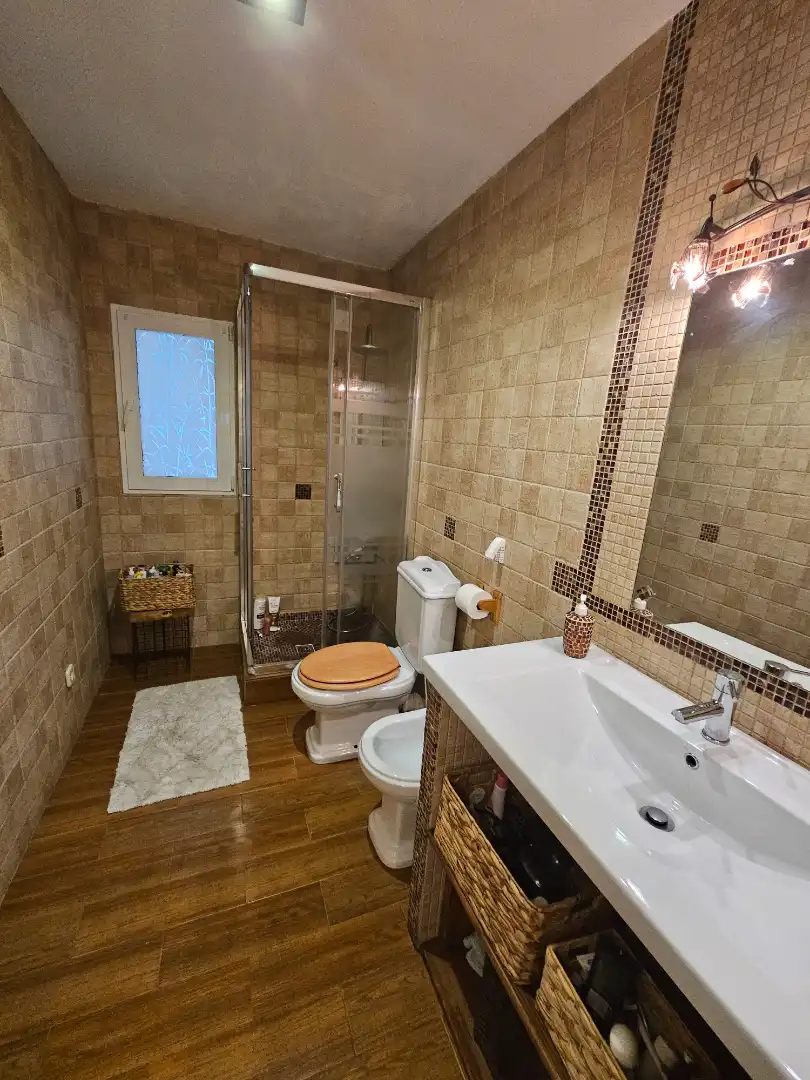 Baño de Piso en venta en Alcalá de Henares con Calefacción y Amueblado