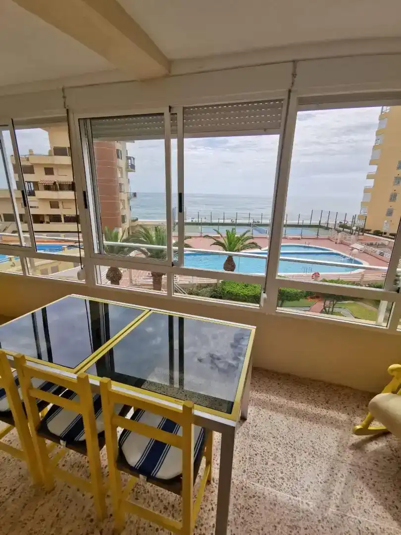 Piscina de Pis en venda en Tavernes de la Valldigna amb Jardí privat, Piscina i Moblat