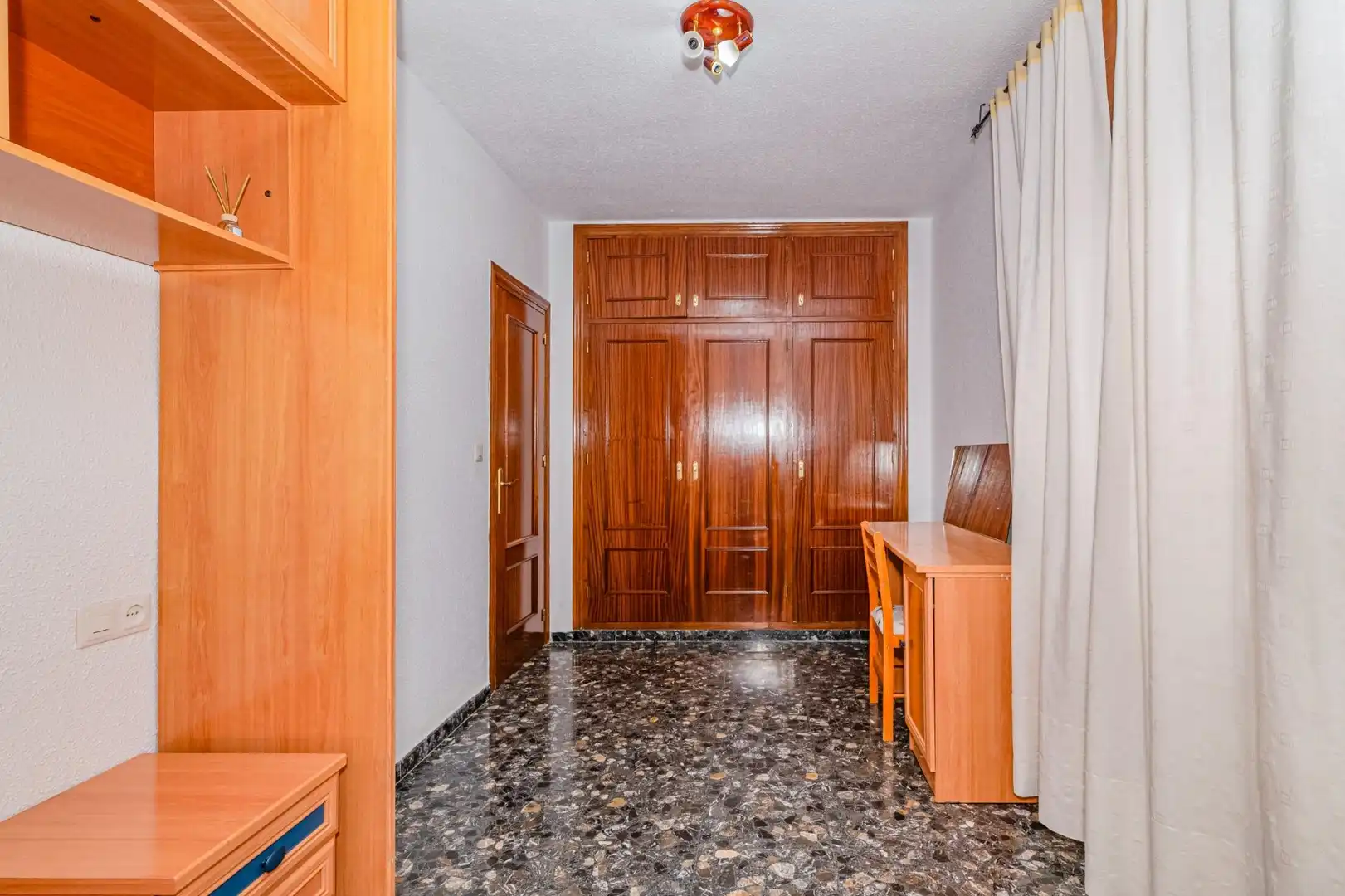 Piso en venta en Loja con Amueblado y Balcón