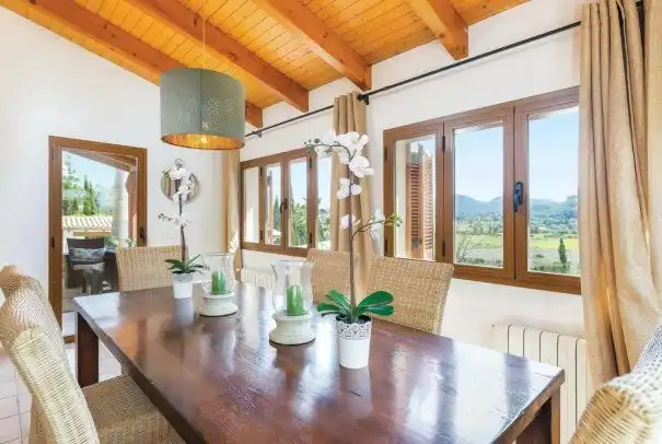 Esszimmer von Haus oder Chalet zum Verkauf in Alcúdia mit Klimaanlage, Heizung und Privatgarten