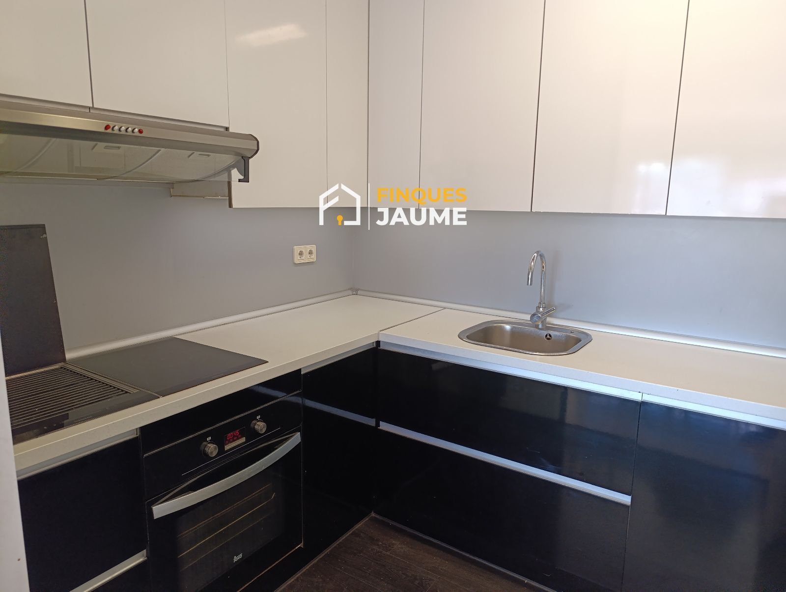 Cuina de Dúplex en venda en  Lleida Capital amb Aire condicionat, Calefacció i Terrassa
