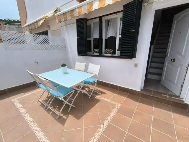 Casa a schiera con piscina in affitto a Calle OSTRA LA, imagen 2