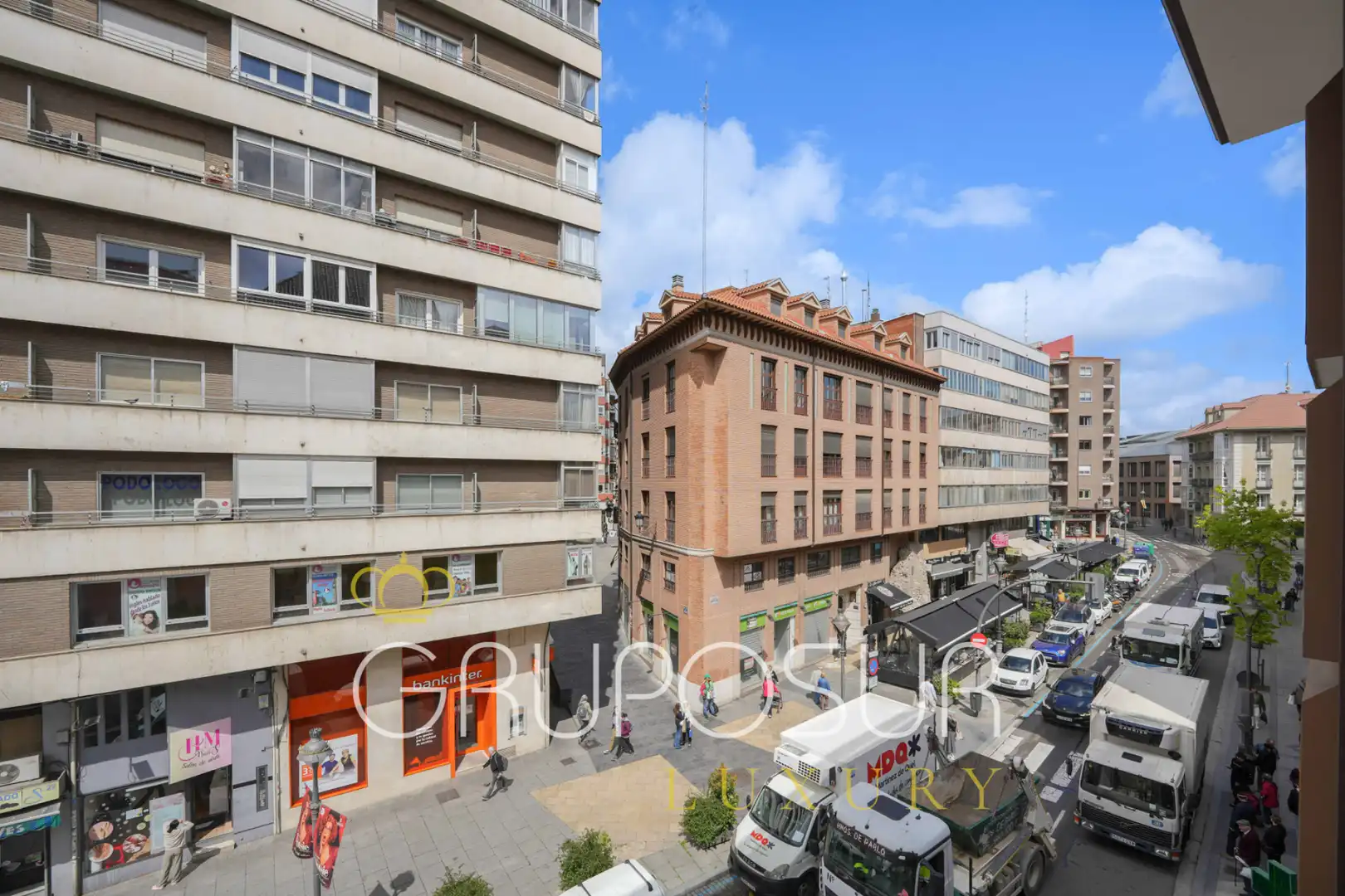 Vista exterior de Pis en venda en Valladolid amb Calefacció, Parquet i Forn