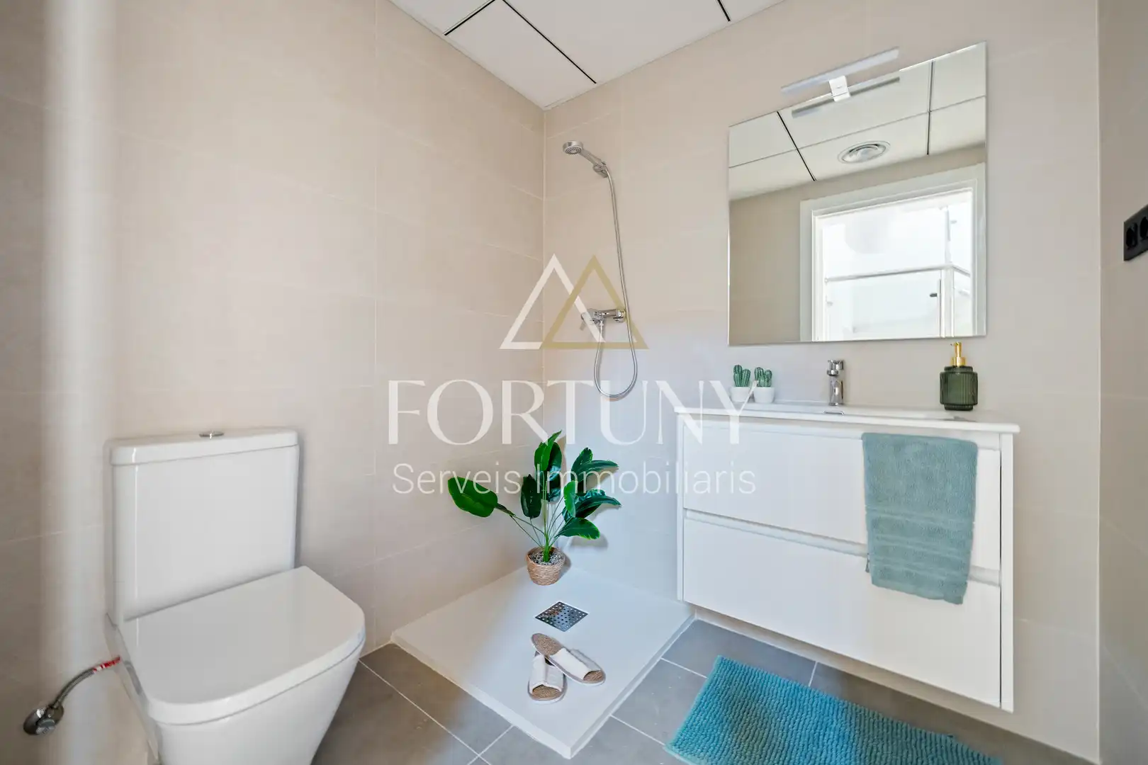 House with pool for sale in calle serra de llaveria, imagen 8