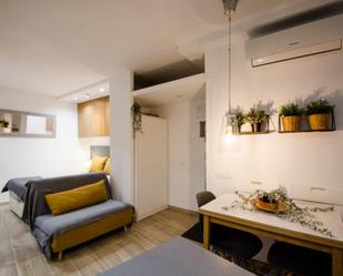 Living room of Study to rent in  Barcelona Capital  with Air Conditioner, Furnished and Washing machine