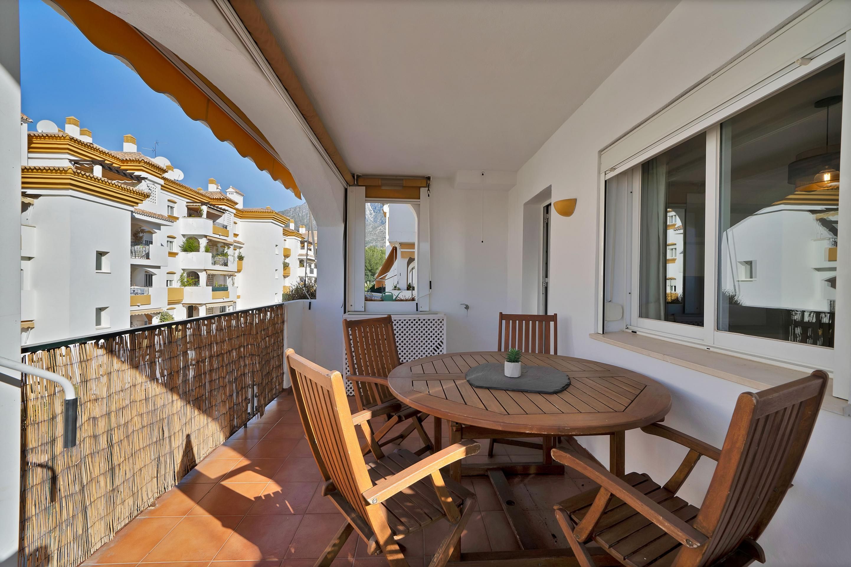 Exterior view of Apartment for sale in Marbella  with Air Conditioner, Private garden and Balcony