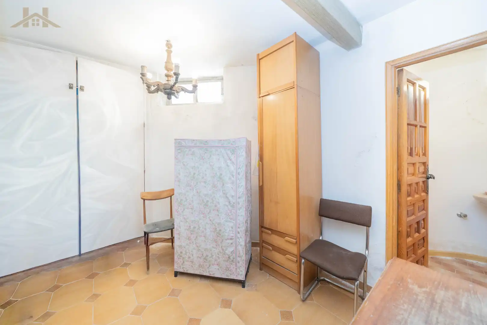 Dormitori de Casa adosada en venda en Pozuelo de Alarcón amb Jardí privat, Terrassa i Traster