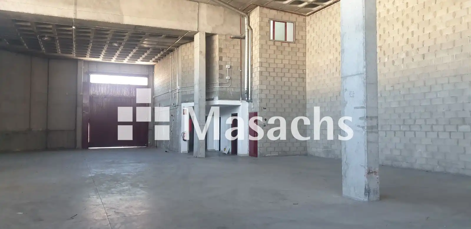 Industrial building for sale in Villaverde