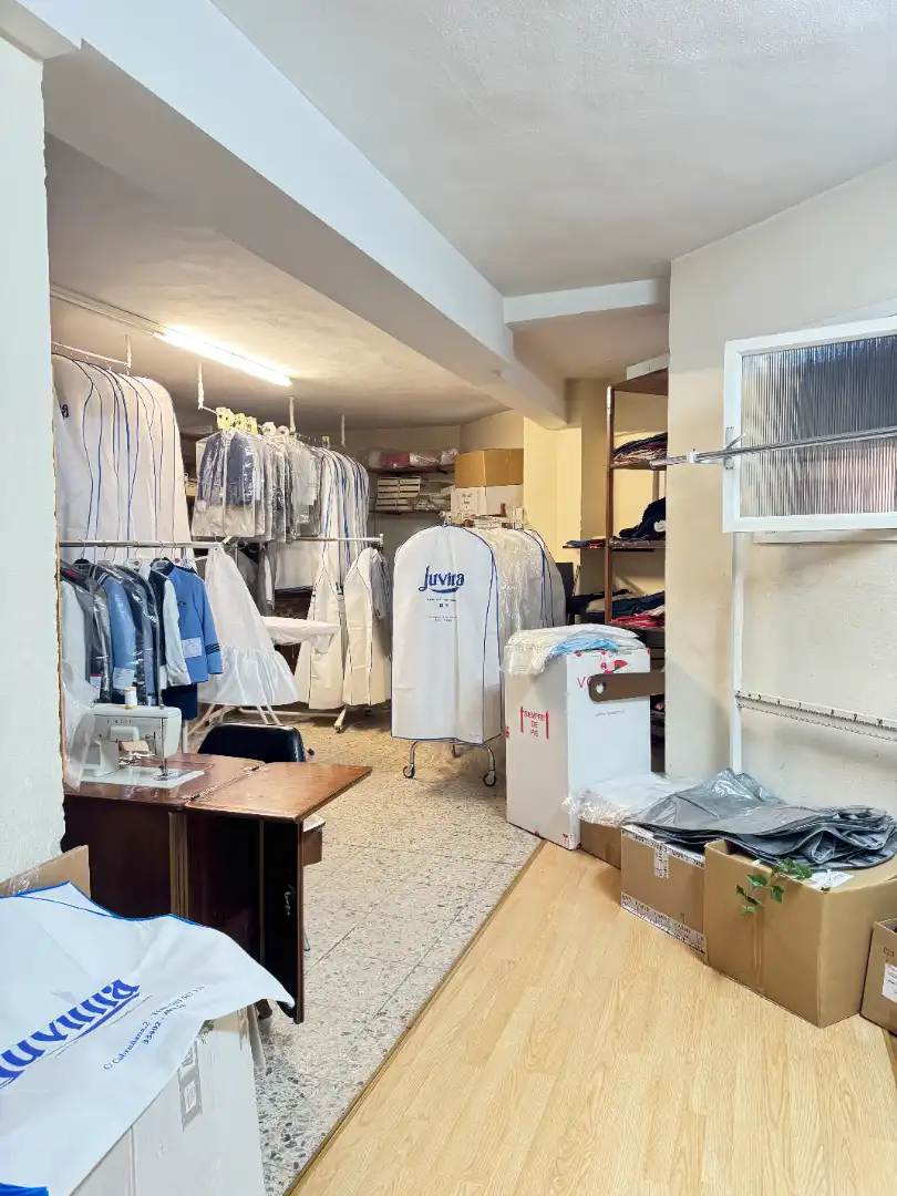 Gewerbefläche zum Verkauf in Calle Cabruñana 2, imagen 16