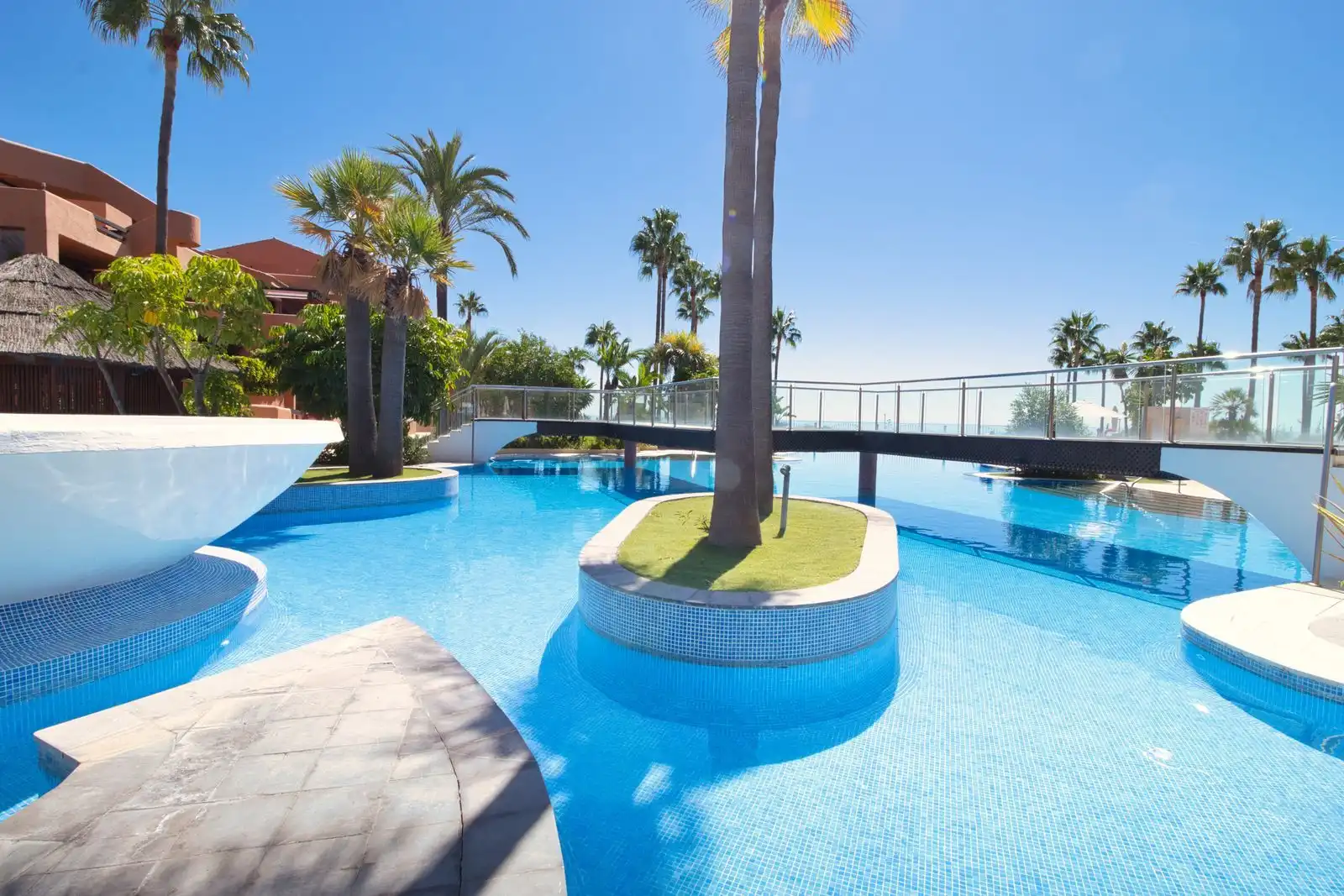 Apartament amb piscina en venda a Calle Océano Ártico 3, imagen 40
