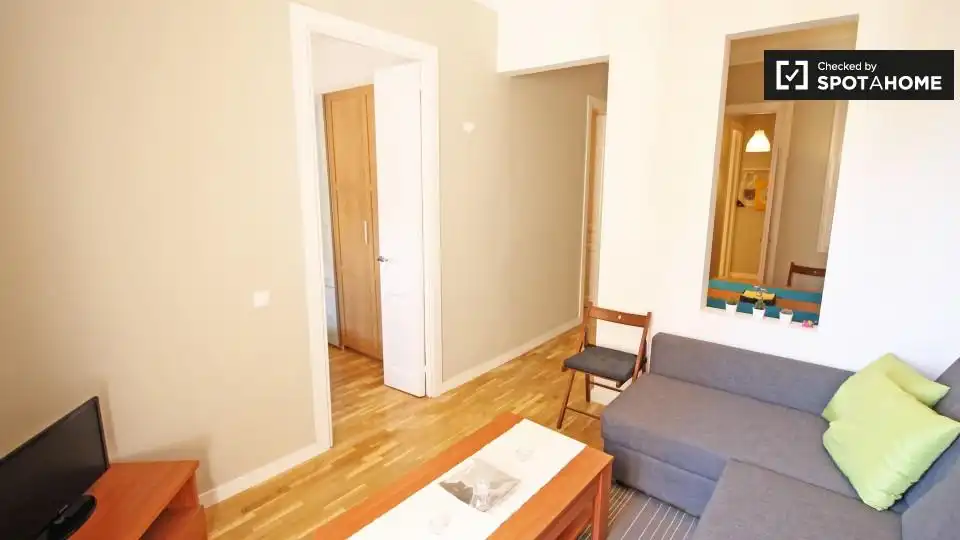 Flat with terrace to rent in Eixample, imagen 3