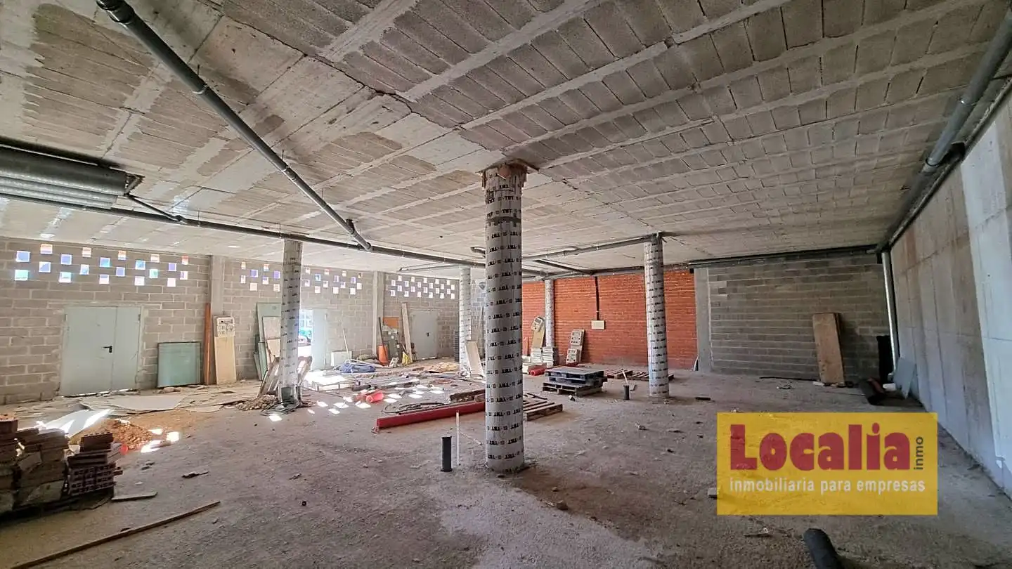 Local comercial en venda a Barrio Parayo