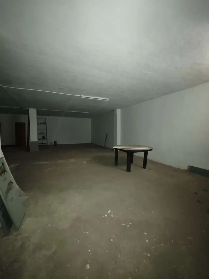 Local comercial en venta en Urbanización Santa Rosa, imagen 3